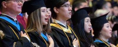 В Казахстане привитые студенты получат скидки на обучение