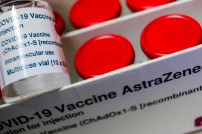 Ученые заявили об эффективности комбинации вакцин AstraZeneca и Pfizer