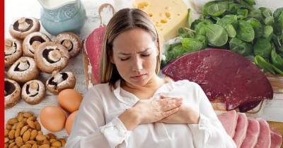 Признаком дефицита витамина B12 назвали необычное сердцебиение