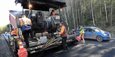 Правительство выделило 30 млрд рублей регионам на ремонт дорог