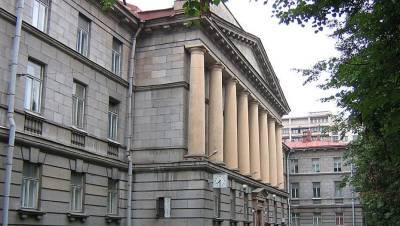 Суд рассмотрит отказ КГИОП о признании НИИ бумаги памятником архитектуры