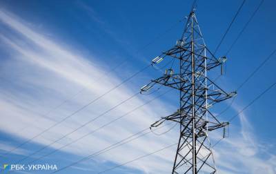 Кабмин сохранил цену электроэнергии для населения до 1 августа на уровне 1,68 гривен