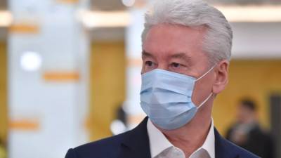 Собянин назвал крайне сложной ситуацию с коронавирусом в Москве