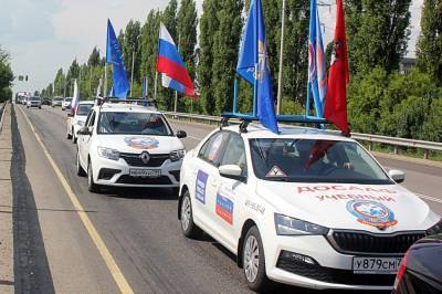 Всероссийский автопробег «Дорогами Победы» прошел через Елец