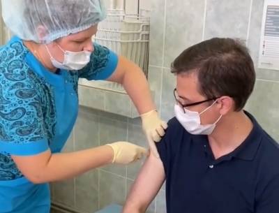 Мэр Нижнего Новгорода Юрий Шалабаев сделал прививку от коронавируса