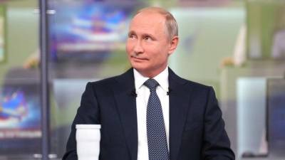 Будет ли Путин собирать обращения на Прямой линии в «зеленую папку»?