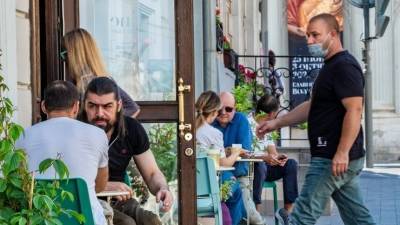 В Москве утвердили новый пакет мер антикризисной поддержки ресторанов и кафе
