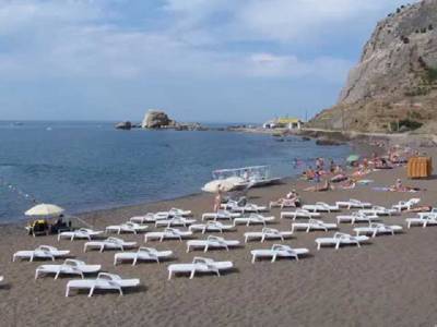 Курортный сезон в оккупированном Крыму: после наводнения закрыли 83 пляжа