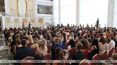 Лукашенко – молодежи: будьте осторожными в высказываниях, чтобы потом не было стыдно за свои слова