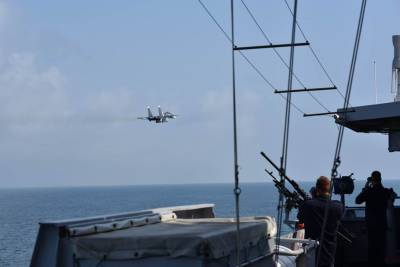 Минобороны Нидерландов обвинило авиацию России в имитации атак на фрегат Evertsen в Чёрном море