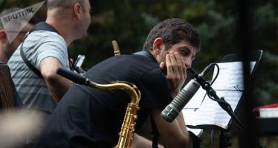 "Пох чка!" Классы редких музыкальных инструментов на грани закрытия в Армении