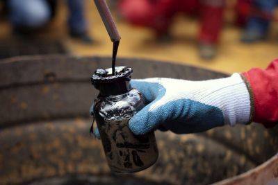 Цены на нефть перешли росту на оптимизме вокруг встречи ОПЕК+