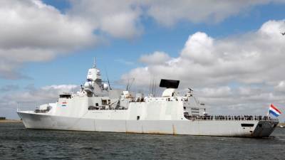 Нидерланды заявили, что российские истребители угрожали их судну в Черном море