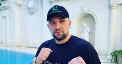 "С уважением": украинские боксеры Усик и Ломаченко сделали подарок рэперу Басте (фото)