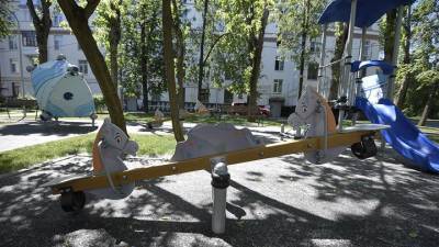 Детские площадки в парках Подмосковья можно посещать без QR-кодов