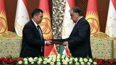 Президент Кыргызстана посетил Душанбе