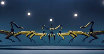 Роботы Boston Dynamics станцевали под корейский K-Pop (видео)