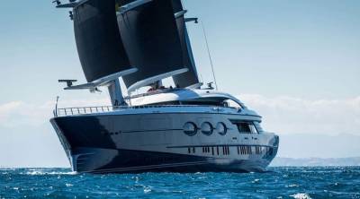 Родственники Бурлакова бьются за 107-метровую яхту «Черная жемчужина»