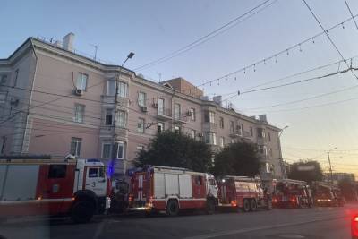 В МЧС объяснили скопление пожарных машин на Первомайском проспекте в Рязани