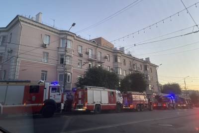 На Первомайском проспекте в Рязани засняли скопление пожарных машин
