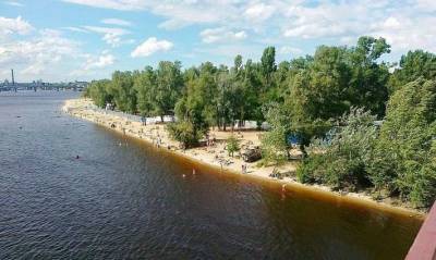 Катастрофическую ситуацию на реке Днепр констатировали экологи