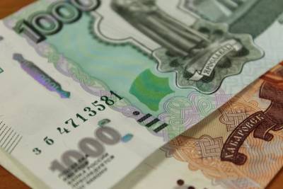 Центробанк будет тестировать цифровой рубль с 12 банками