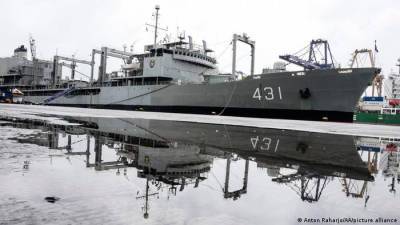 Один из крупнейших кораблей ВМС Ирана затонул в Оманском заливе