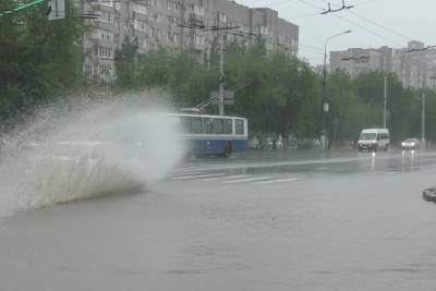 Свыше 500 единиц общественного транспорта ходят в Волгограде штатно