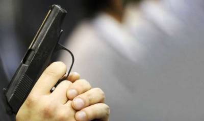 В США подростки устроили стрельбу украденным оружием, есть раненые