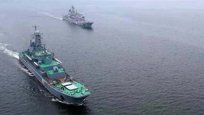 Корабли ТОФ провели боевые упражнения в Японском море