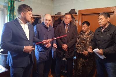 Депутаты Народного Хурала поддержат мастерскую народных инструментов в Бурятии