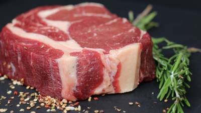 Российские ученые исследовали влияние вакуумной упаковки на охлажденное мясо