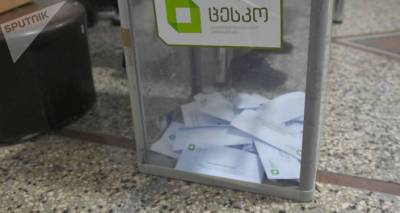 Пересчет итогов парламентских выборов начинается в Грузии