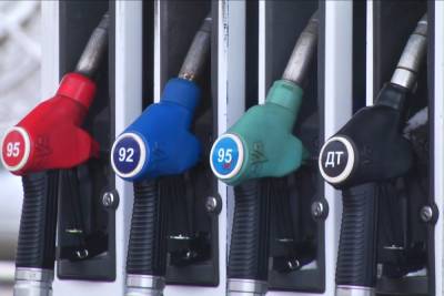 В Украине подорожает бензин и дизтопливо: Кабмин разрешил АЗС поднять цены