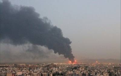 В Иране горит нефтеперерабатывающий завод (ФОТО)