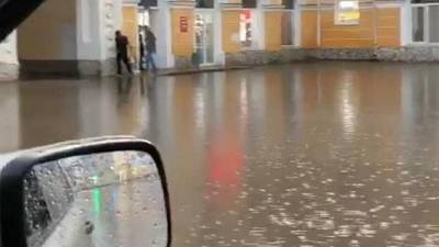 Город в Башкирии ушёл под воду после сильного ливня