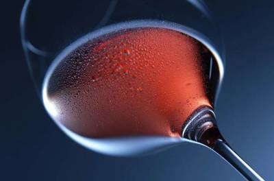 Медики назвали главное негативное последствие алкоголя для здоровья