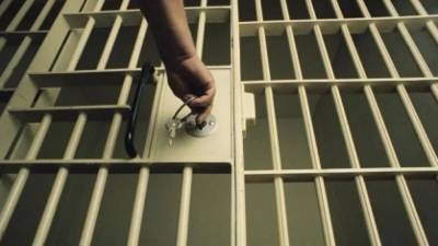 Группу телефонных мошенников раскрыли в тюрьме под Новосибирском