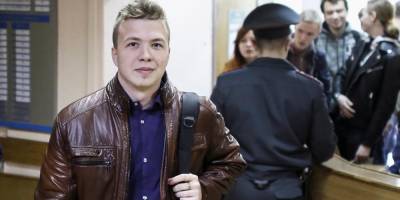 Белоруссия показала доказательства участия Протасевича в боях в Донбассе