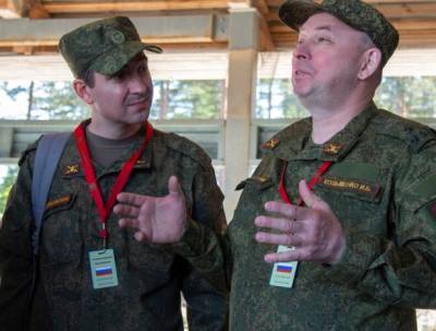 Российские офицеры познакомились с натовцами в Эстонии