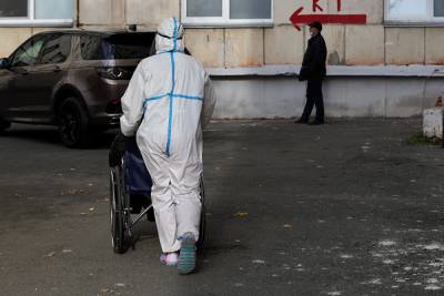 Жителя Челябинска отправят в психбольницу за преследование сотрудника полиции