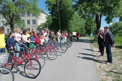 Брянской школе-интернату подарили велосипеды