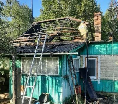 Огонь лишил крыши над головой 87-летнего жителя Смоленской области