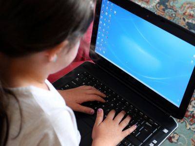 Минпросвещения анонсировало создание "белого" интернета для школьников