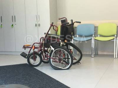 Трагедия в одесской клинике: томограф «засосал» пациентку на инвалидной коляске (фото)