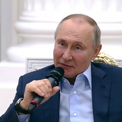 Путин проведет в этом году традиционную прямую линию с гражданами