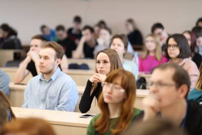 Минобрнауки: российских студентов не будут принудительно прививать от COVID-19 – Учительская газета