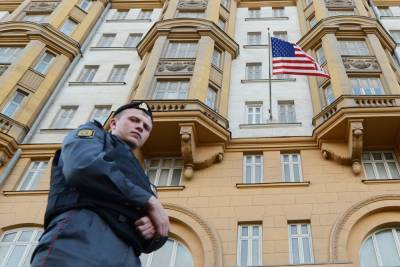Москва посадила американских дипломатов на короткий поводок