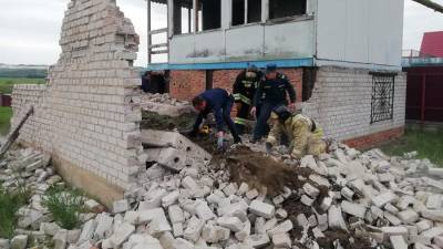 Трое детей погибли под завалами в недостроенном доме под Воронежем