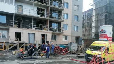 Троих несовершеннолетних придавило насмерть плитой на стройке под Воронежем